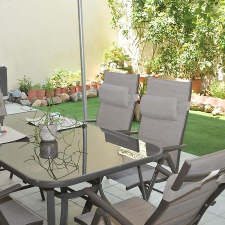 Demi'S Garden Near The Metro Of Athens Apartment Exterior foto