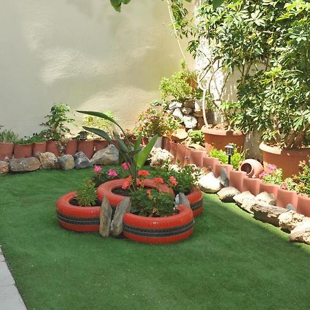 Demi'S Garden Near The Metro Of Athens Apartment Exterior foto