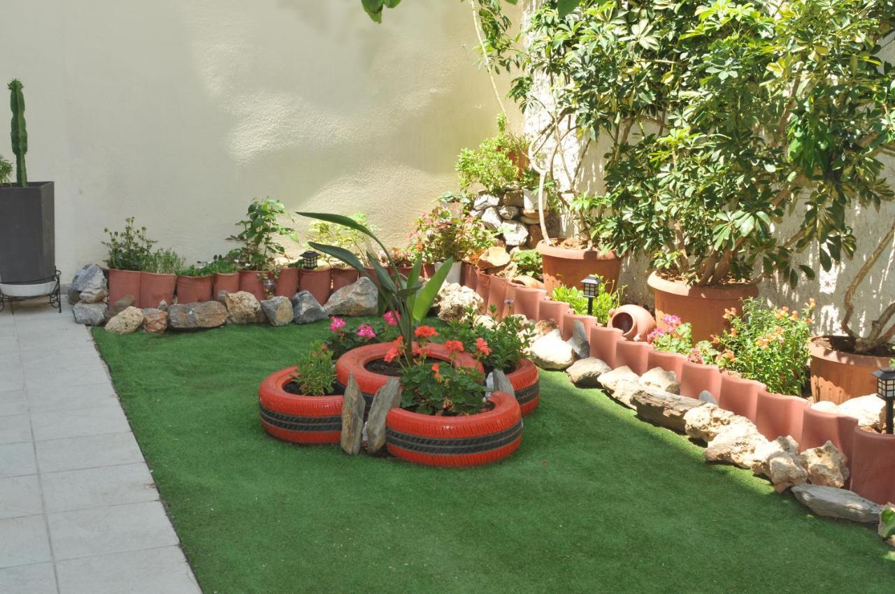 Demi'S Garden Near The Metro Of Athens Apartment Exterior foto